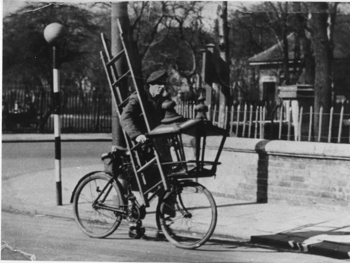 street-lamp-maintenance_large