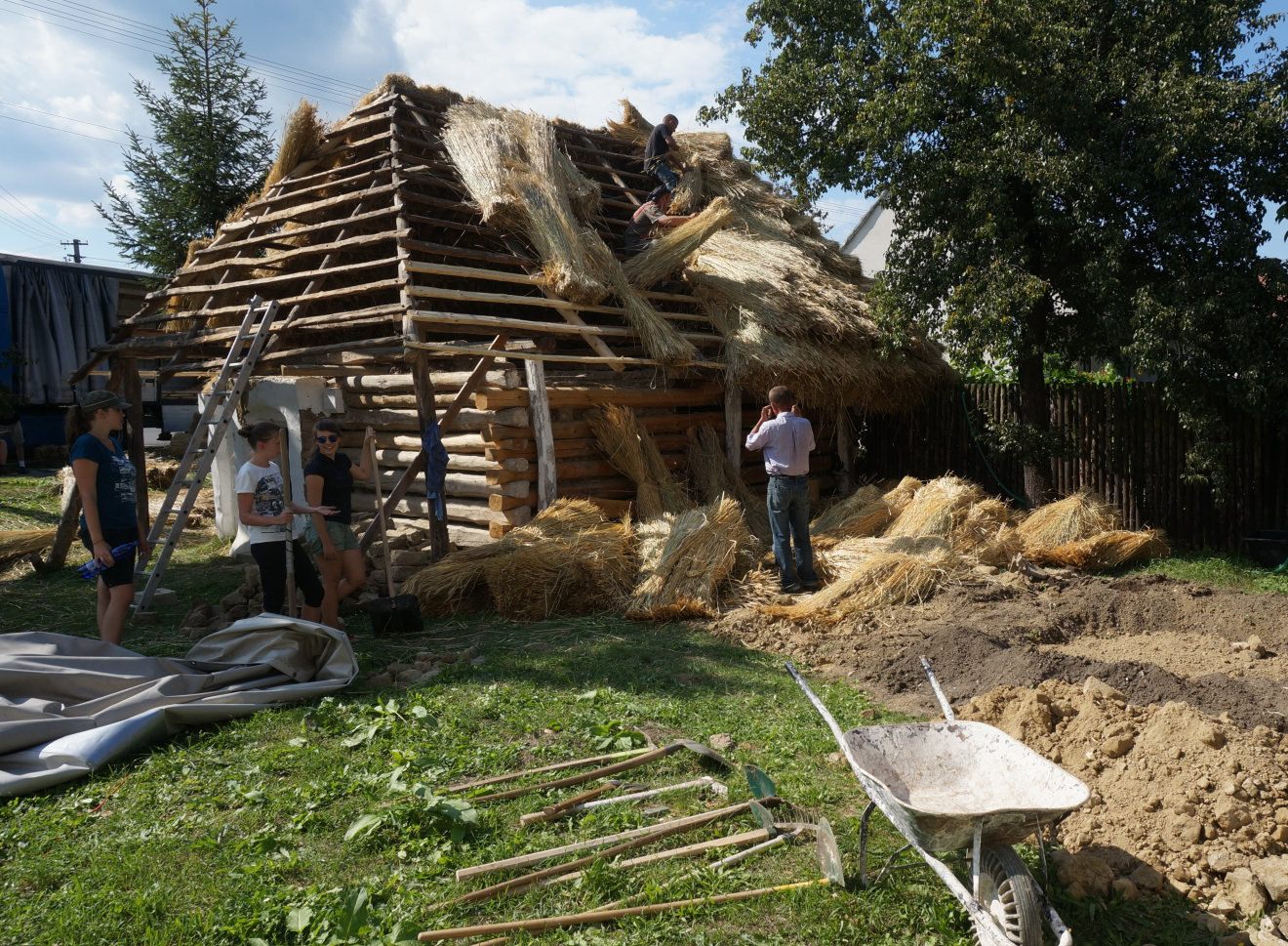 Historický zrub ako trenažér remesiel